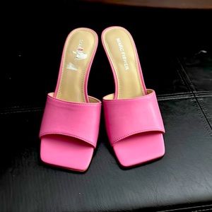 Marc fisher pink size 6 1/2 heels mules